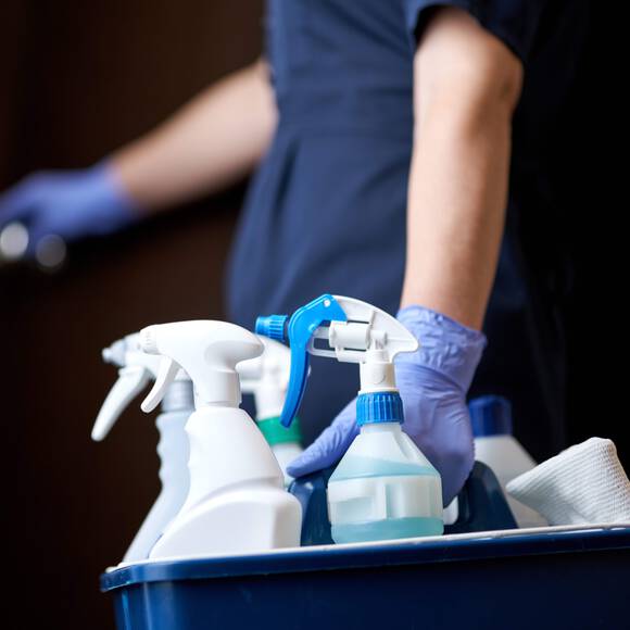 Eczema atopique et eczema chronique des mains